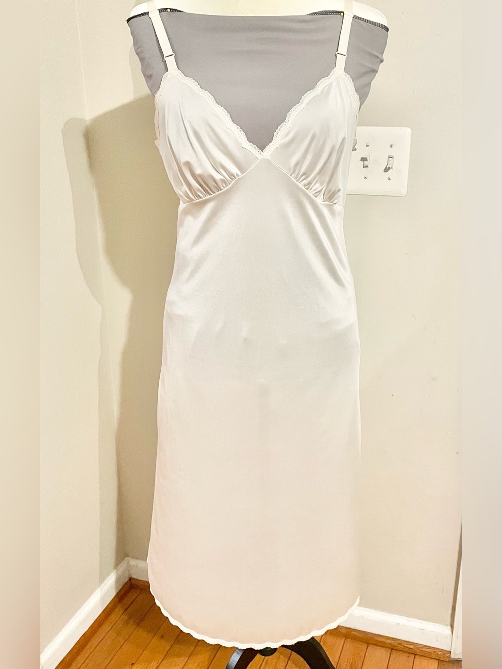 Vintage Shadowline Full Dress Slip Soft Nylon Lace White 36 MS - USA